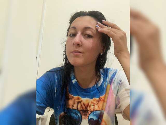 MiaTorres live cam on BongaCams