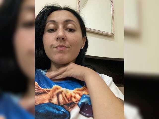 MiaTorres live cam on BongaCams