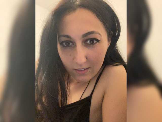MiaTorres live cam on BongaCams