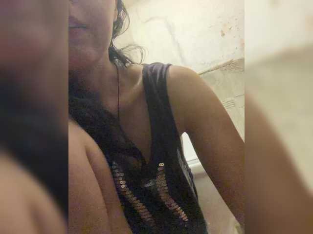MiaTorres live cam on BongaCams