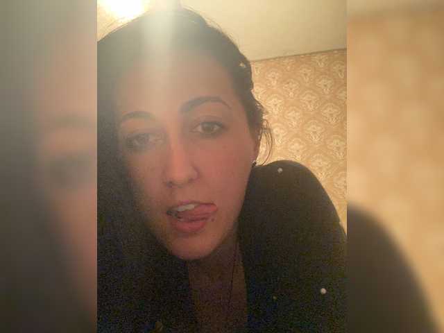 MiaTorres live cam on BongaCams