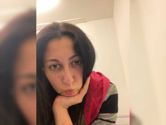 MiaTorres live cam on BongaCams