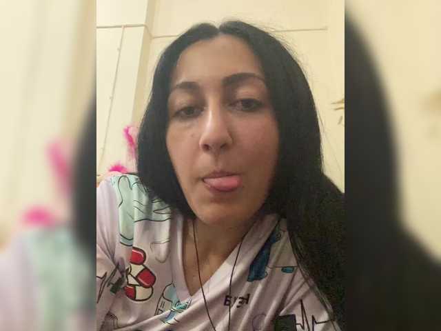 MiaTorres live cam on BongaCams