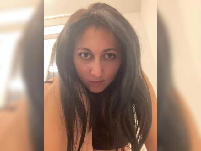 MiaTorres live cam on BongaCams