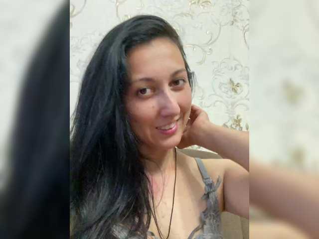 MiaTorres live cam on BongaCams