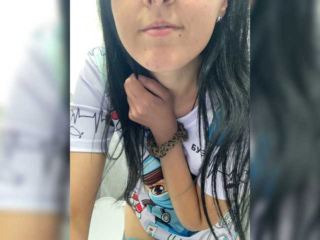 MiaTorres live cam on BongaCams
