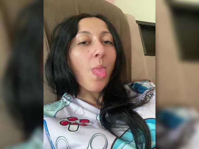MiaTorres live cam on BongaCams