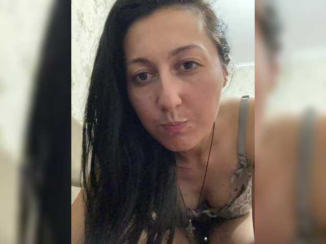 MiaTorres live cam on BongaCams