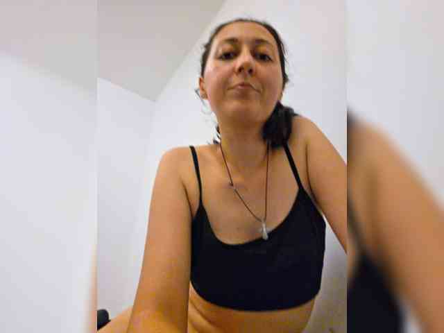 MiaTorres's webcam live show