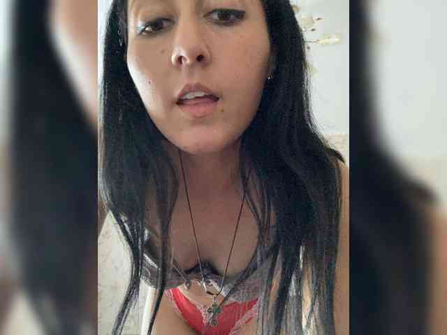MiaTorres
