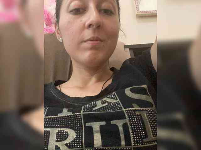 MiaTorres Live Webcam on BongaCams