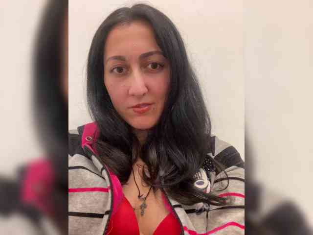 MiaTorres MiaTorres