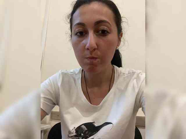 MiaTorres MiaTorres