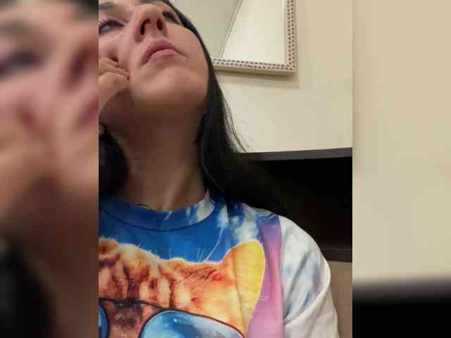 MiaTorres bongacams