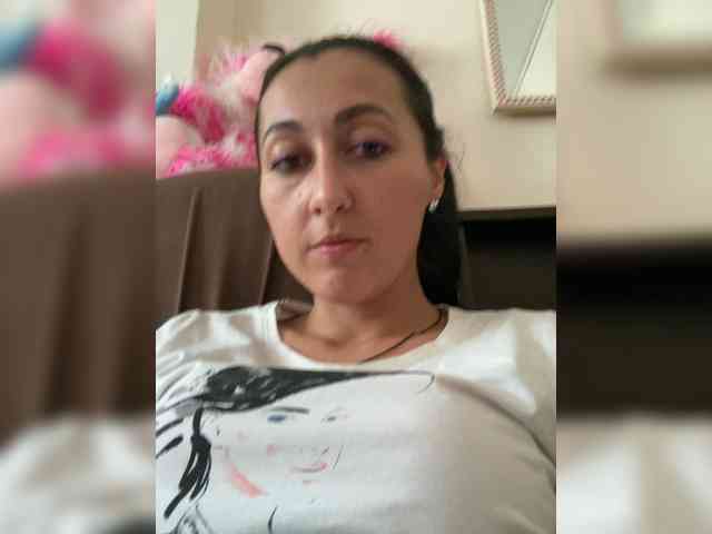 MiaTorres MiaTorres