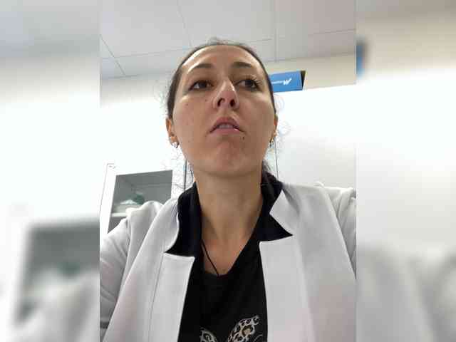 MiaTorres MiaTorres