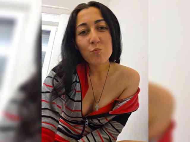 Модель: Tetya_vRotya-