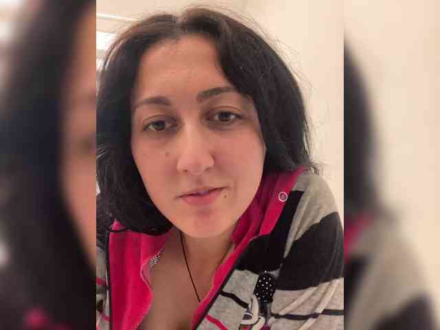 MiaTorres MiaTorres