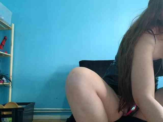 sweetjulia2813 webcam