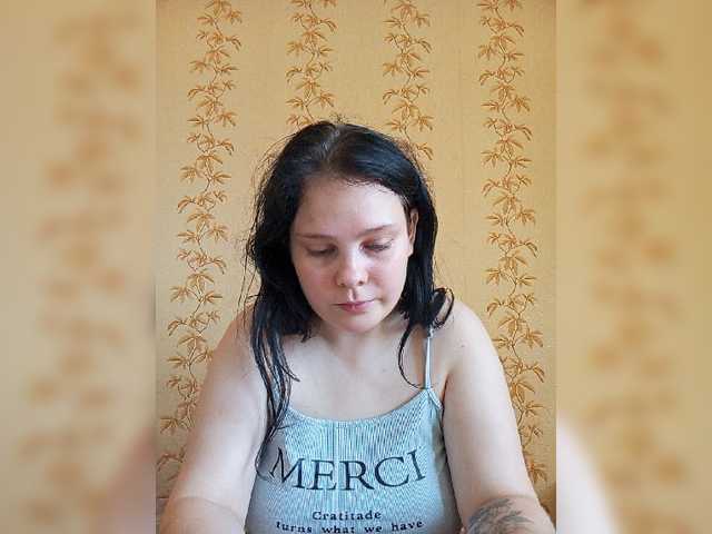 sweetpiggy13 live sex