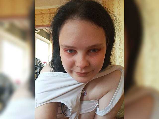 SweetPiggy13 live cam