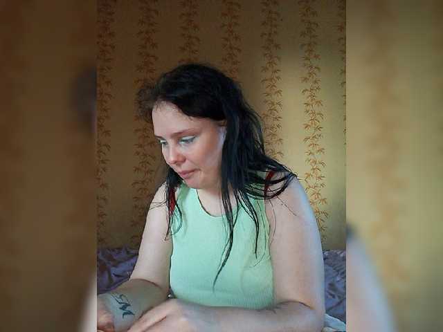 SweetPiggy13 live webcam show