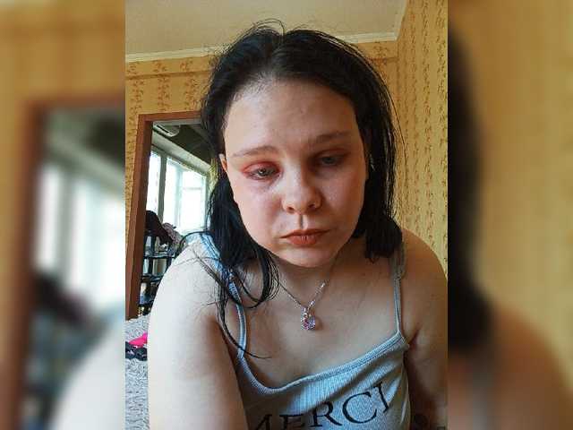 SweetPiggy13 live cam on BongaCams