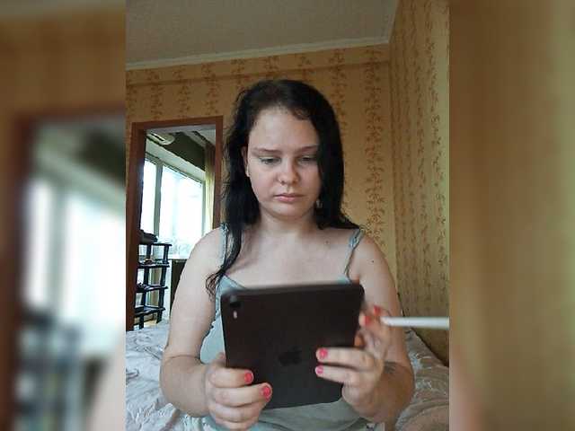 SweetPiggy13 live webcam show