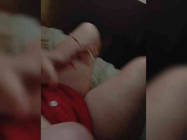 SweetPiggy webcam