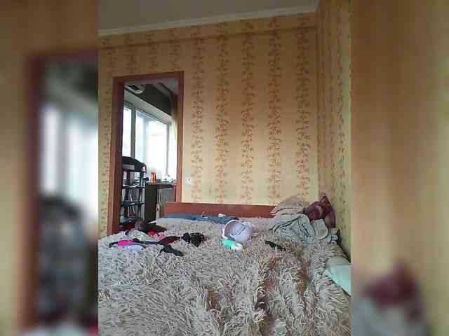 SweetPiggy webcam