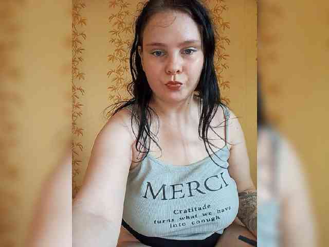 SweetPiggy webcam