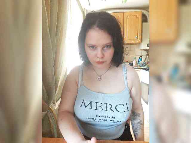 SweetPiggy webcam