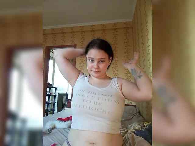 SweetPiggy webcam