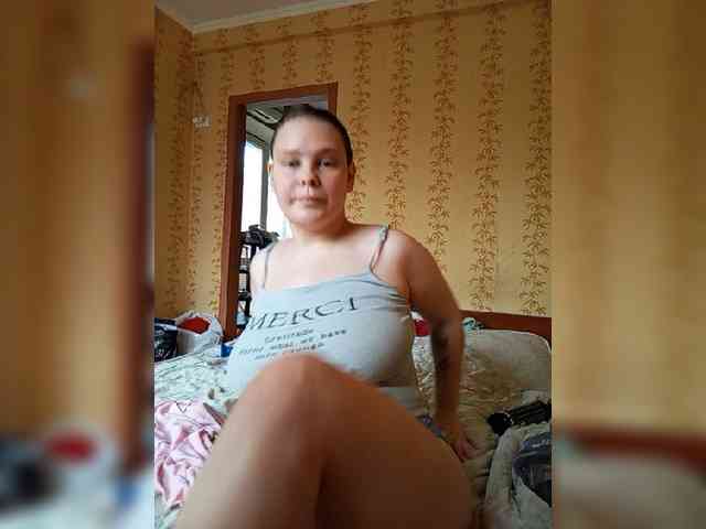 SweetPiggy webcam