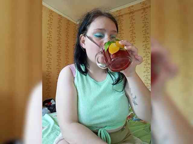 SweetPiggy webcam