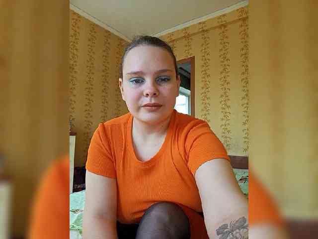 SweetPiggy webcam