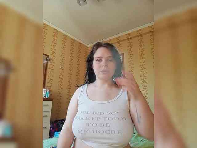 SweetPiggy webcam