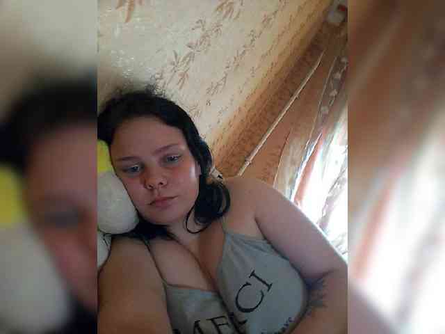 SweetPiggy webcam