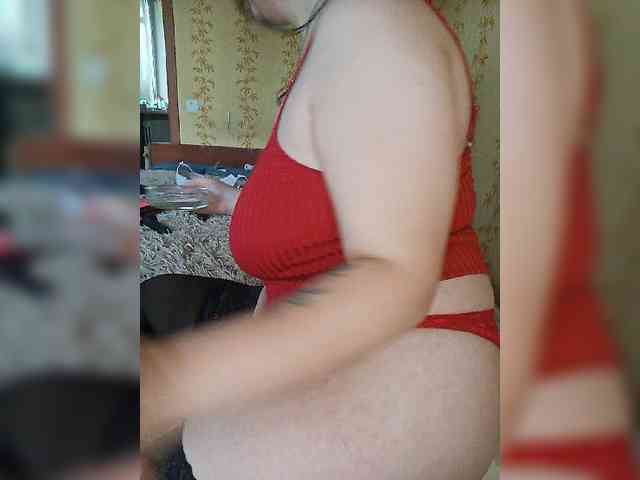 SweetPiggy webcam