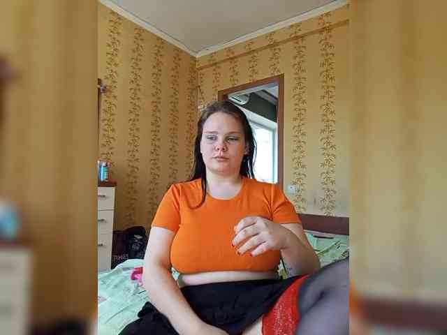 SweetPiggy webcam