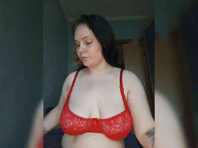 SweetPiggy webcam