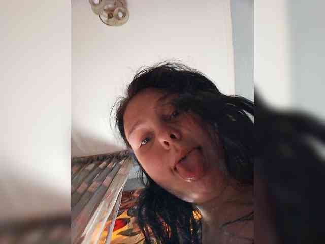 SweetPiggy webcam