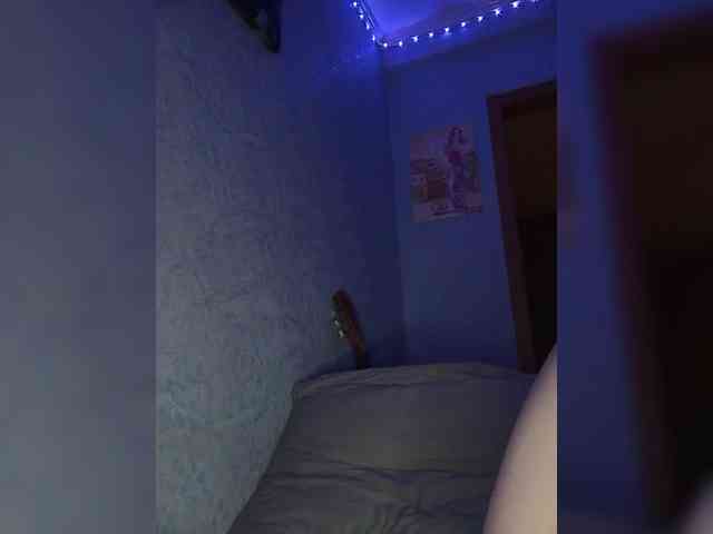 SweetPiggy webcam