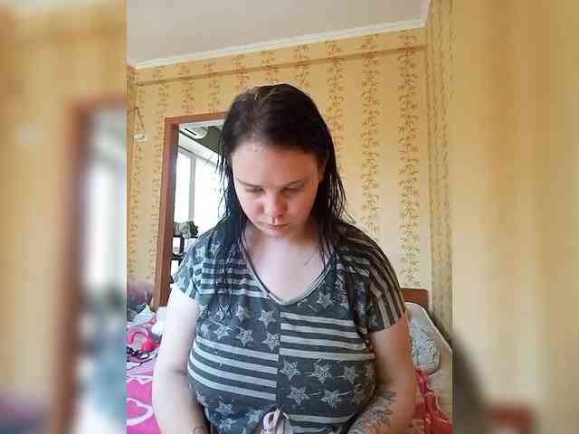 SweetPiggy webcam