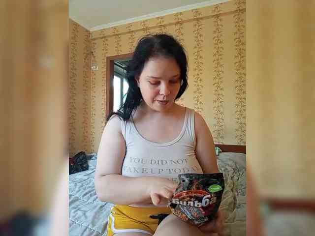 SweetPiggy13 Sex Cam Show