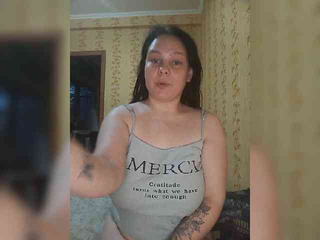 SweetPiggy webcam