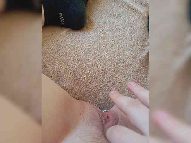 SweetPiggy webcam