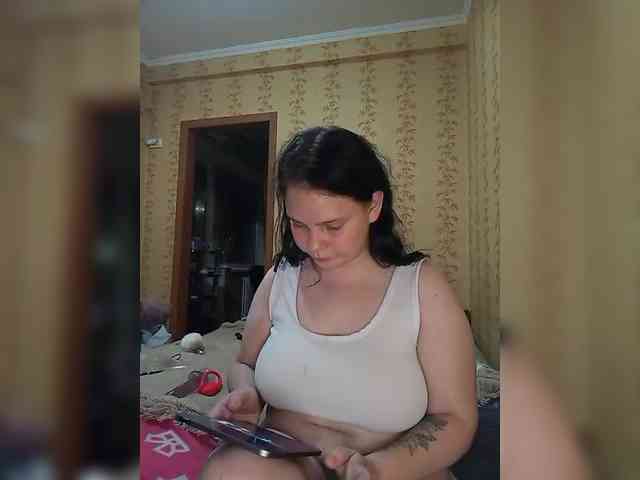 SweetPiggy webcam