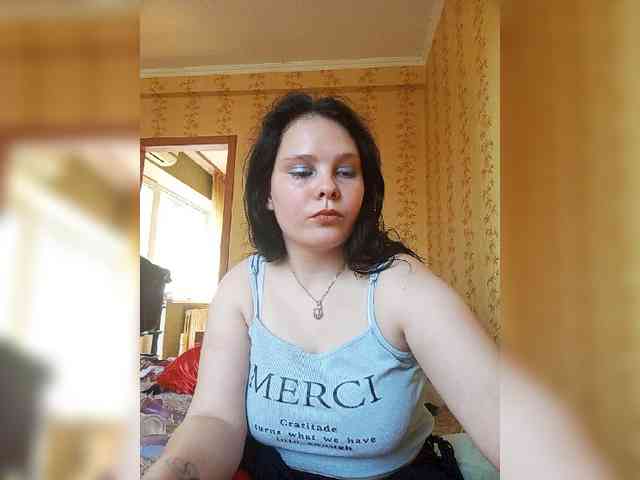 SweetPiggy webcam