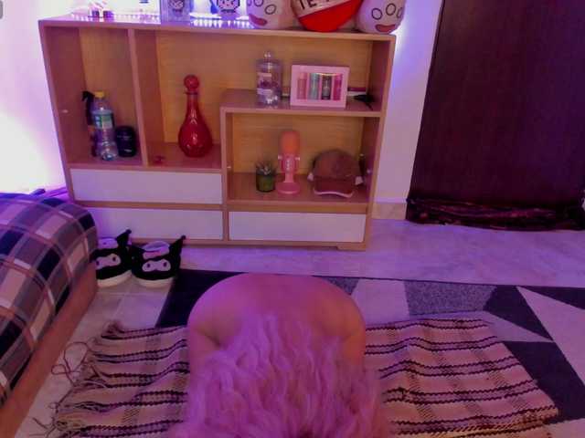 CuteWee420 live cam